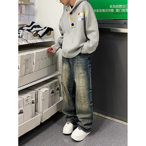 美式复古刺绣连帽毛衣男款小众纽扣多巴胺针织衫高级感慵懒风外套图片