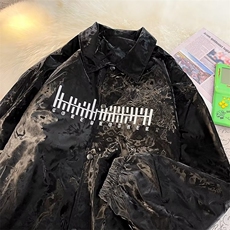 黑色