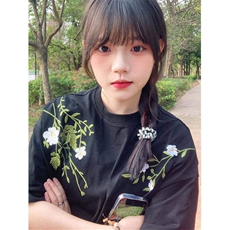 藏青色
