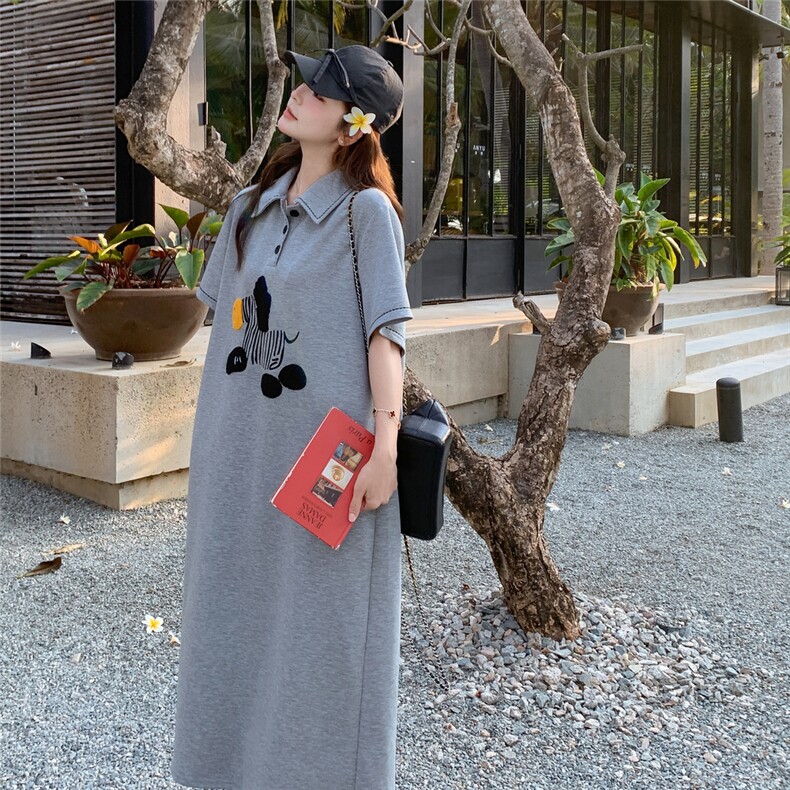 印花翻领短袖连衣裙女2025夏季韩系慵懒风气质宽松显瘦直筒长裙,女装连衣裙,2C113