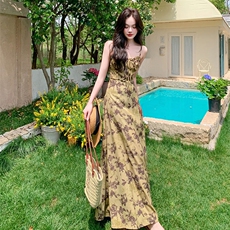 2024年夏季时尚吊带连衣裙,女装连衣裙,萌依族,浙宝-网红风 2024年夏季时尚吊带连衣裙,女装连衣裙,萌依族,浙宝-网红风