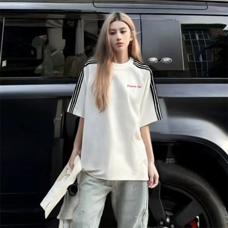 抖音得物品质二开240克宽松纯棉美式潮牌印花三条杠中性风短袖T恤图片