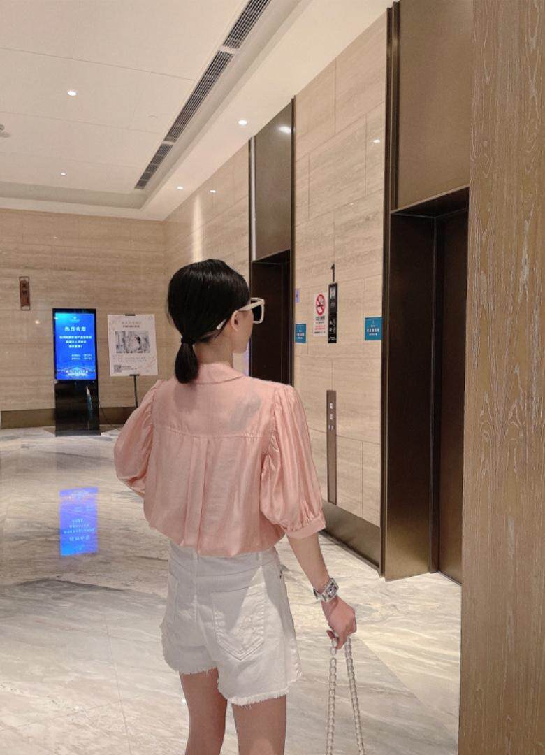 现货：夏季新款天丝面料小衫，女装，花之妖影