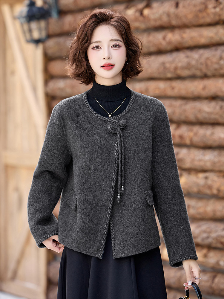 小个子双面羊毛呢大衣女2025春秋新款气质短款小香风圆领呢子外套,女装双面呢大衣,衣之秀
