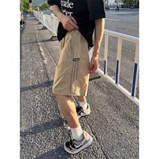 卡其色