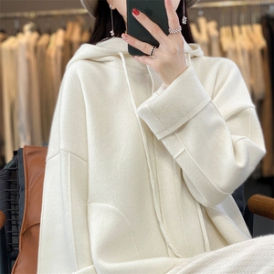 2025年秋季圆领短款落肩袖长袖单件开衫时尚百搭简约大方图片