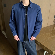 深蓝色