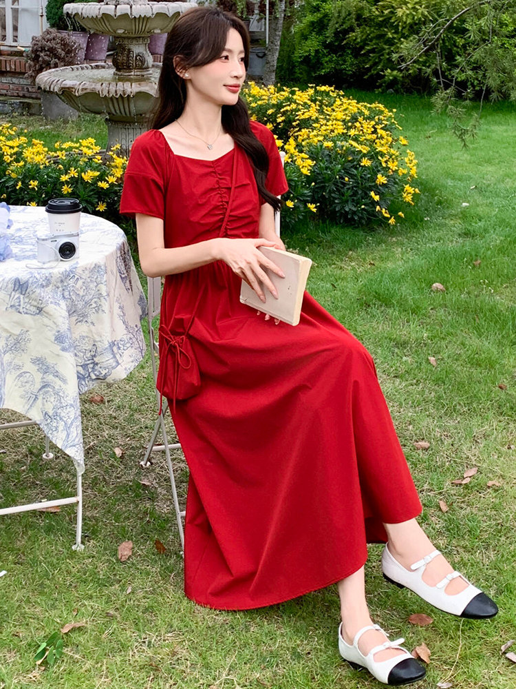 2026年夏季新款方领气质优雅收腰显瘦连衣裙清新甜美中长女裙,女装连衣裙,心心服饰