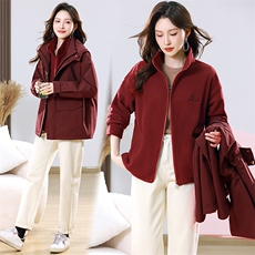 2025年冬季新款冲锋衣时尚保暖内搭现货，女装棉衣/棉服，婷轩阁