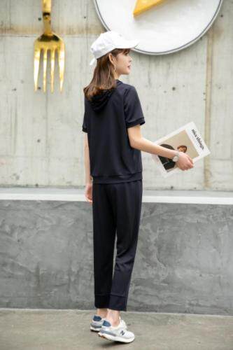 现货供应：休闲套装M一XXL，女装套装/套裙，拉思维加丝