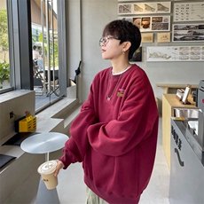 酒红色