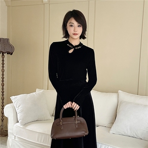风立领植绒小衫女2025秋冬新款高端修身打底衫钉珠金丝绒上衣图片