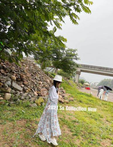 夏款碎花铁链??吊带ops，女装背心吊带，G