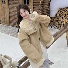 160夹克型皮毛一体160-P210-K308，女装毛呢外套，2C232