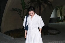 【现货】夏季新款韩版纯色连衣裙，女装连衣裙，易霏金熙