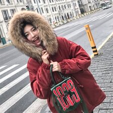 红色