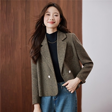 2025秋装新款气质小个子羊毛西装小外套上衣女，女装短外套，时尚风爆
