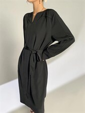 《现货》结构简约设计中长连衣裙，女装连衣裙，M&VC