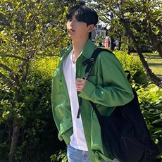 绿色