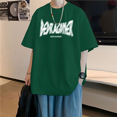 墨绿色