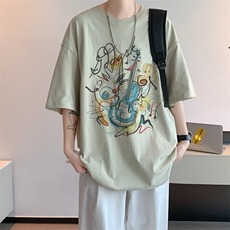 淡绿色