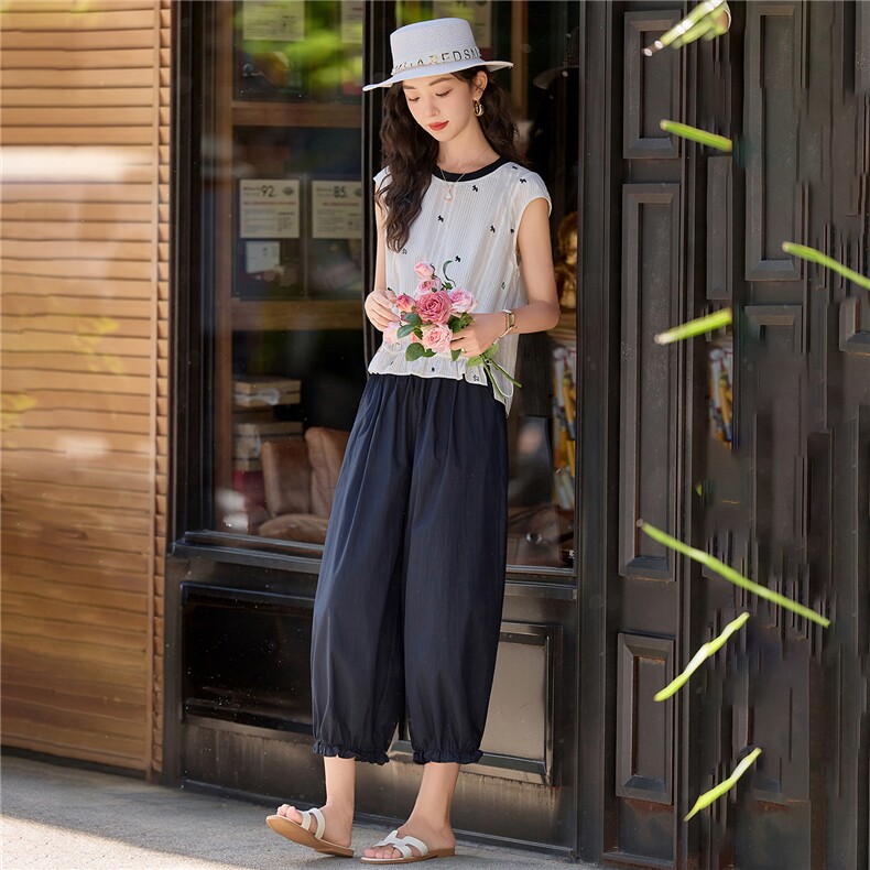 2026年夏季刺绣撞色小衫裤子套装两件套女,女装套装/套裙,依路服饰