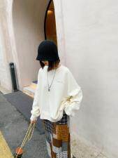 希希野子秋新款小字母圆领卫衣22152，女装卫衣/绒衫，XXYZ