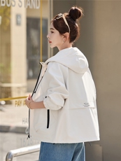 现货！现货！2026年春秋新款休闲宽松减龄短款外套女，女装短外套，以桐