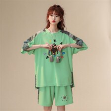 绿色