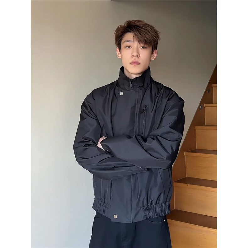 春季新款潮牌高级感纯色翻领夹克外套男士时尚简约宽松百搭冲锋衣图片