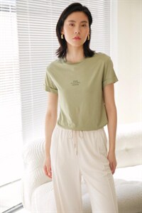 时尚字母T恤,女装T恤,千序