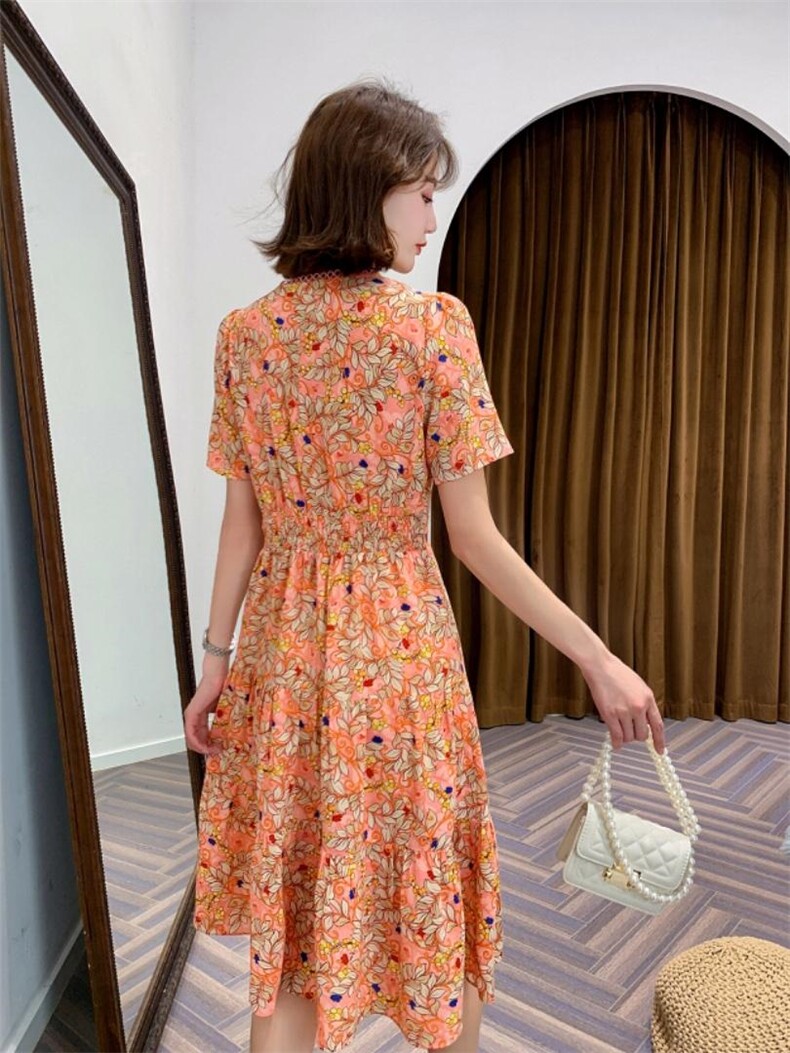 碎花韩版连衣裙，女装连衣裙，荷塘月色