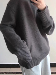 秋季新款舒适显瘦时尚百搭奶奶灰高领毛衣女宽松慵懒风针织衫图片