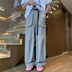灰色
