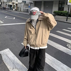 卡其色