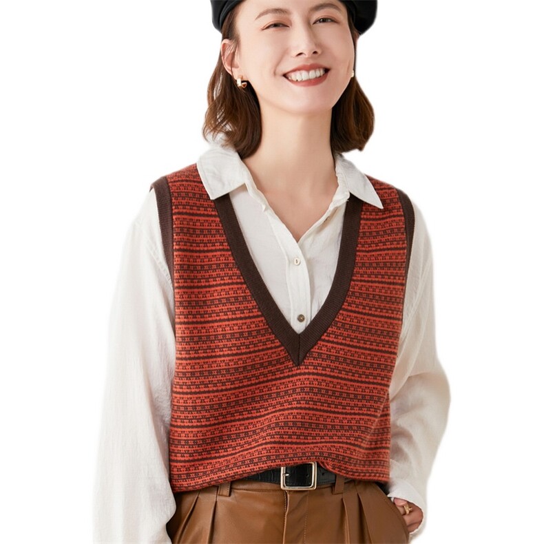 2025年秋季新款电脑交织大V领针织马甲时尚休闲通勤百搭，女装针织衫/毛衣，洁纯羊绒