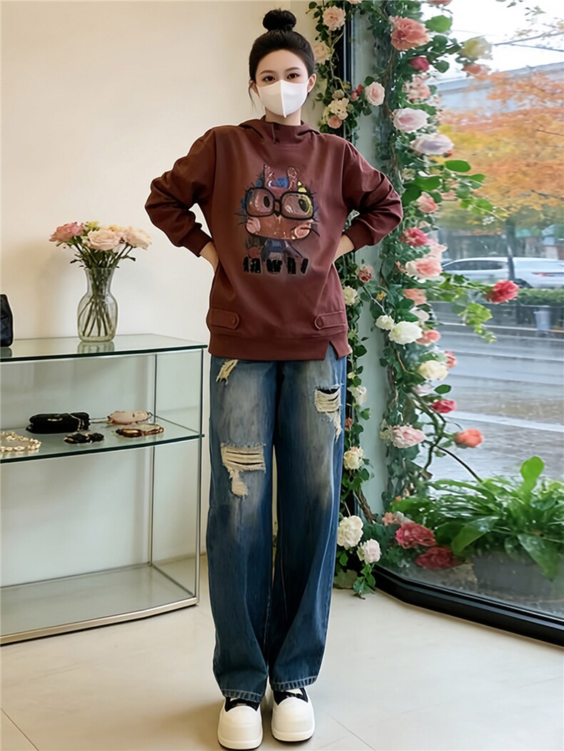 慵懒风时尚休闲运动套装女春新款连帽刺绣卡通上衣牛仔长裤两件套,女装套装/套裙,江南