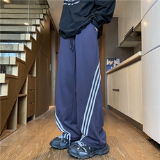 藏青色
