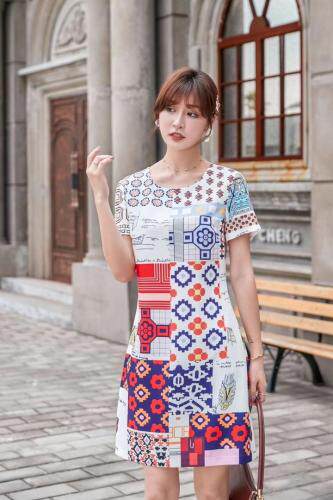 夏装连衣裙，女装连衣裙，茜茜靓点