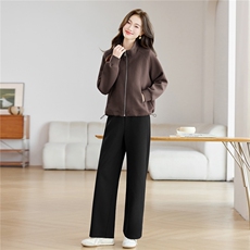 热巧克力棕+黑裤