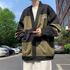 黑绿色