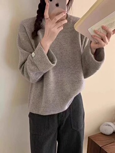 秋冬新款气质显瘦宽松袖子羊毛衫圆领套头女图片