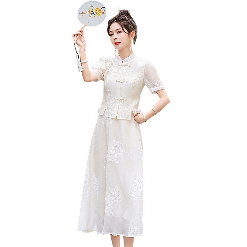 现货洋气时尚套装女2026夏季新款复古名族风两件套刺绣连衣裙套裙,女装套装/套裙,尚洛菲