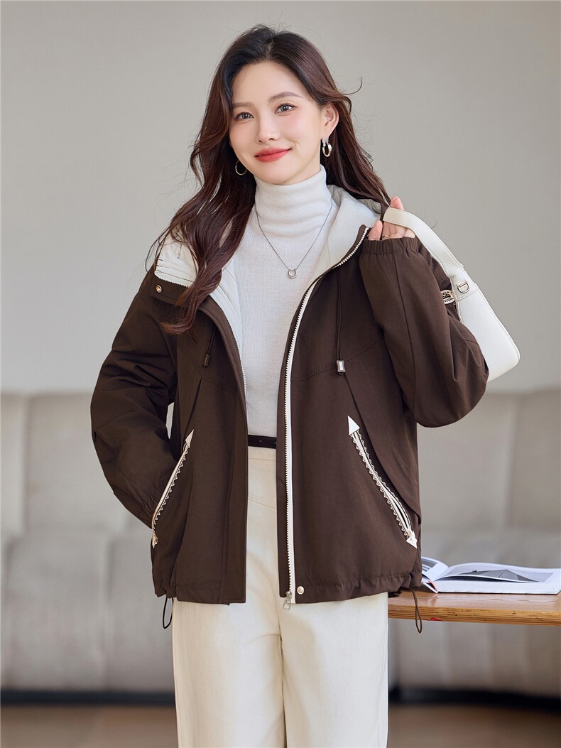 现货!2025年冬季时尚宽松连帽刺绣加绒加厚女外套,女装棉衣/棉服,依恋蒂丝