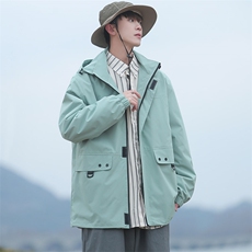 浅绿色