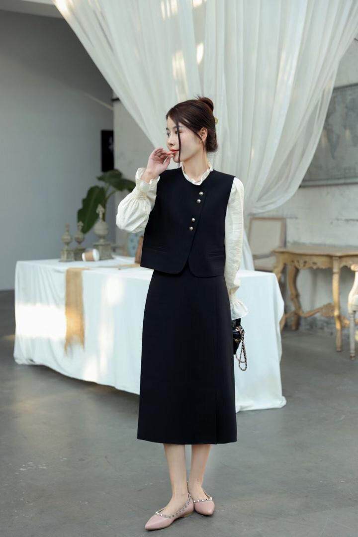 春款连衣裙，女装连衣裙，依生伴