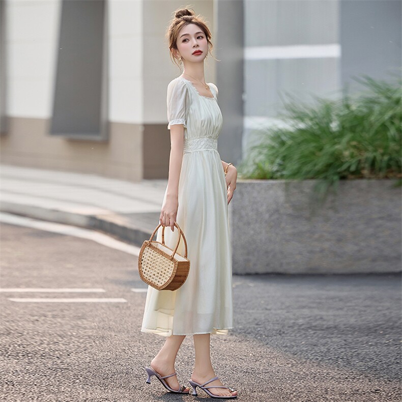 2025年夏季新款拼接蕾丝花边优雅甜美连衣裙,女装连衣裙,臻衣坊