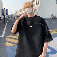 黑色