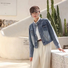 现货2025年春季立领牛仔外套短款夹克时尚百搭，女装牛仔外套，莜菲儿