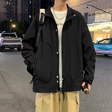 黑绿色